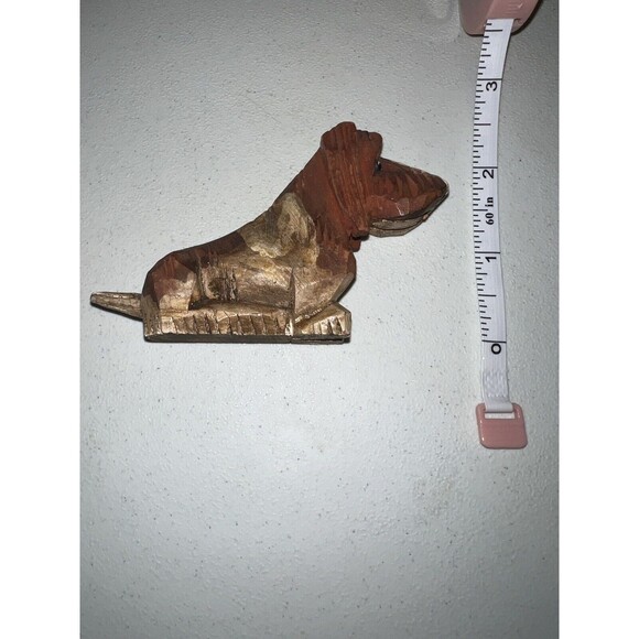 Basset Hound DOG FIGURINE Hand Carved Wooden Shelf Sitter folk Art collectible - Picture 9 of 10